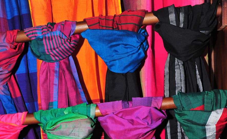 Sri Lankan Hand Looms A Colourful Tradition From The Past